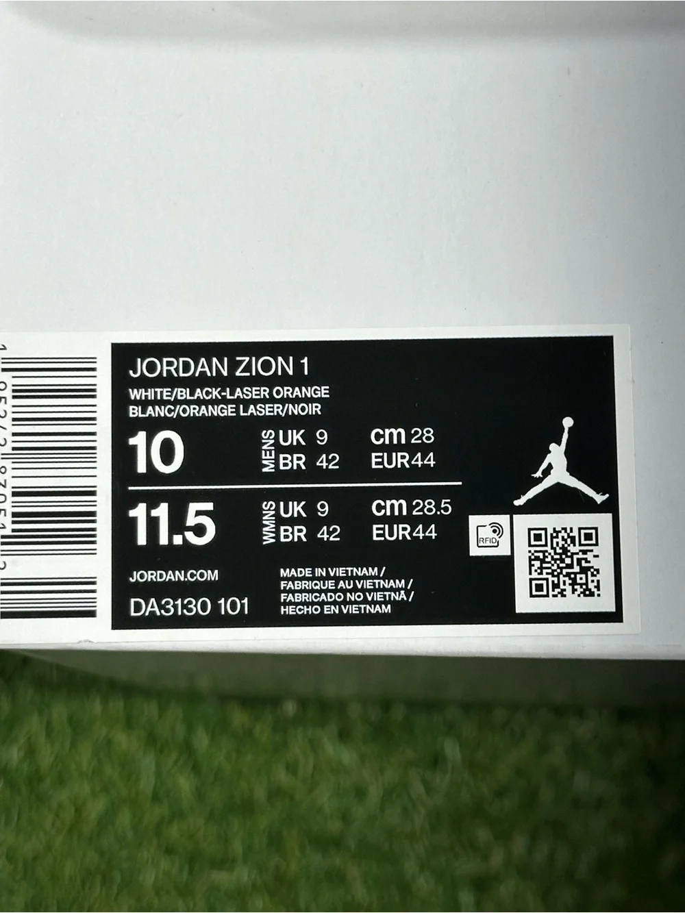 JORDAN ZION 1 , WHITE/ DYNAMIC TURQUOISE, MENS 10 , DA3130-101 NEW IN BOX